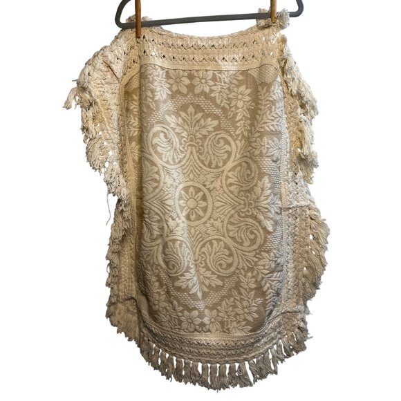 VTG Beige Floral Jacquard Throw Blanket with Fringe | 21.5" x 35" Accent Cover - Picture 7 of 8